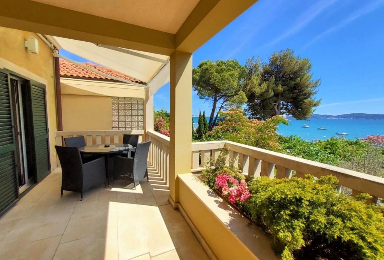 Apartments Petra I Karlo Туран Екстериор снимка